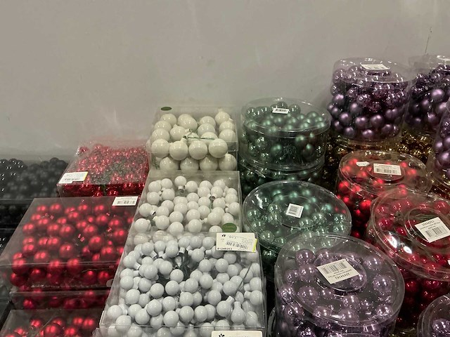 Partij diverse kerstballen (145 verpakkingen) - afbeelding 30 van  31