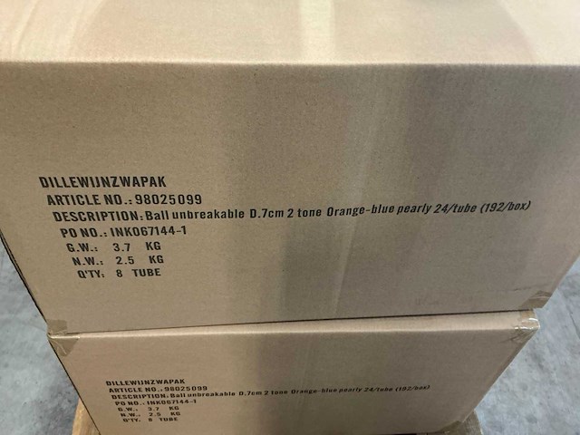 Partij diverse kerstballen unbreakable&seamless 24/tube (96 tubes) - afbeelding 7 van  11