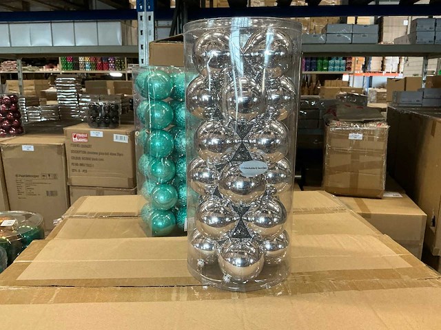 Partij diverse kerstballen unbreakable&seamless 24/tube (96 tubes) - afbeelding 4 van  7