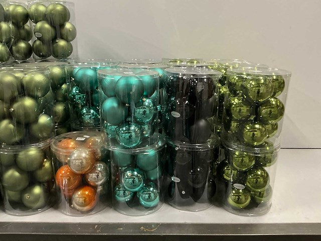 Partij diverse kerstballen unbreakable&seamless d10cm 9/tube (45 tubes) - afbeelding 2 van  6