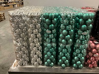 Partij diverse kerstballen unbreakable&seamless d5cm 30/tube (103 tubes) - afbeelding 7 van  11