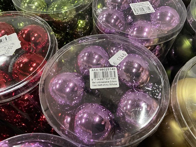 Partij diverse kerstballen unbreakable&seamless d5cm 30/tube (132 tubes) - afbeelding 4 van  11