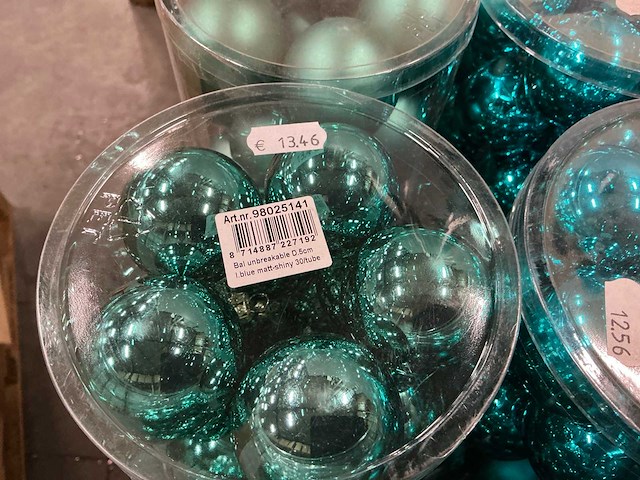 Partij diverse kerstballen unbreakable&seamless d5cm 30/tube (132 tubes) - afbeelding 6 van  11