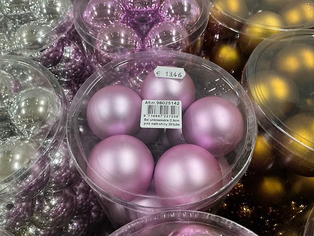 Partij diverse kerstballen unbreakable&seamless d5cm 30/tube (132 tubes) - afbeelding 4 van  6