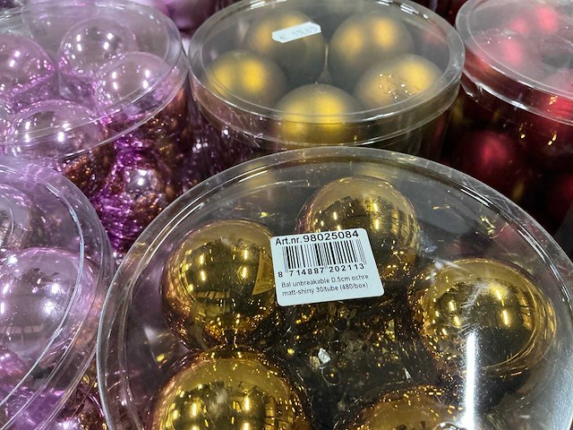 Partij diverse kerstballen unbreakable&seamless d5cm 30/tube (132 tubes) - afbeelding 5 van  6