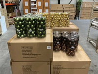 Partij diverse kerstballen unbreakable&seamless d5cm 30/tube (195 tubes) - afbeelding 1 van  13