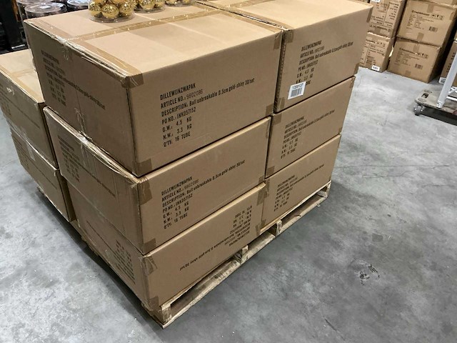 Partij diverse kerstballen unbreakable&seamless d5cm 30/tube (195 tubes) - afbeelding 2 van  9
