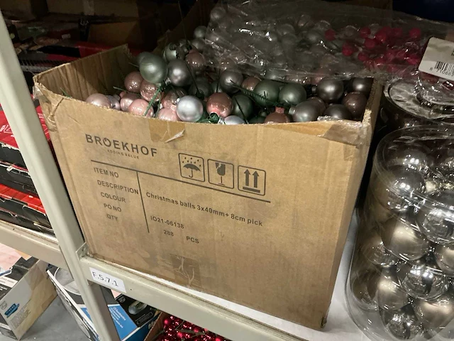 Partij diverse kerstballen - afbeelding 2 van  6