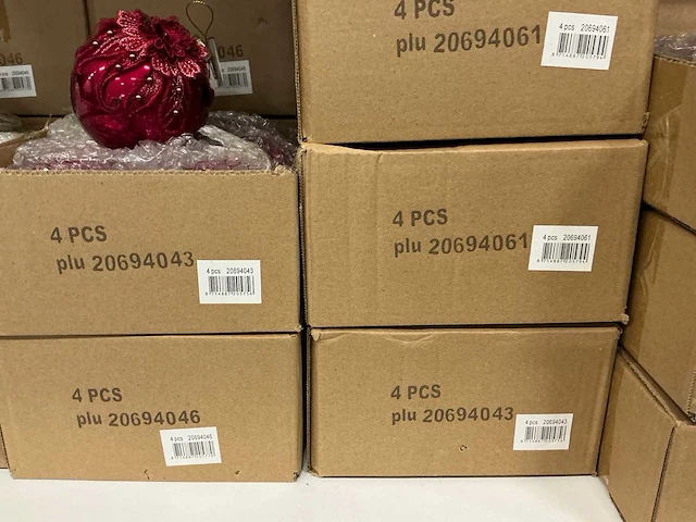 Partij diverse kerstballen/kersthangers (259x) - afbeelding 9 van  15