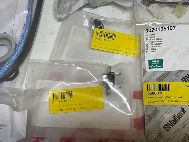 Partij diverse ketelonderdelen en toebehoren - afbeelding 2 van  20