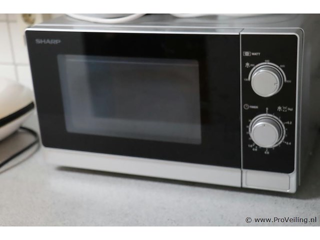 Partij diverse keukenbenodigdheden o.a. sharp magnetron, philips & moulinex uno waterkoker etc. - afbeelding 4 van  6