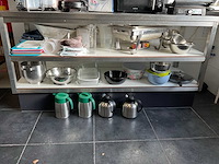 Partij diverse keukenbenodigdheden