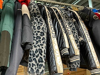 Partij diverse kinderjassen o.a cars/icepeak/etc (96x) - afbeelding 2 van  28