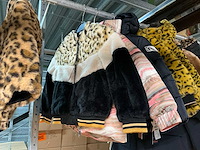 Partij diverse kinderjassen o.a cars/icepeak/etc (96x) - afbeelding 9 van  28