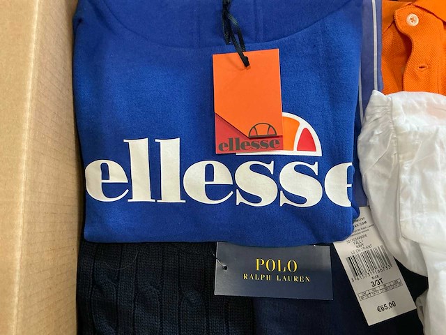 Partij diverse kinderkleding o.a tommyhilfiger/abercrombie/bruunsbazaar/patagonia etc (35x) - afbeelding 5 van  14