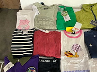 Partij diverse kinderkleding o.a tommyhilfiger/abercrombie/bruunsbazaar/patagonia etc (35x) - afbeelding 7 van  14