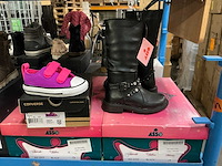 Partij diverse kinderschoenen o.a hip/converse/nike/puma/etc (250x) - afbeelding 16 van  41