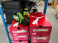 Partij diverse kinderschoenen o.a hip/converse/nike/puma/etc (250x) - afbeelding 12 van  41