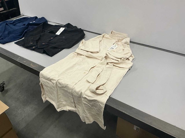 Partij diverse kings of indigo bovenkleding (100x) - afbeelding 10 van  23