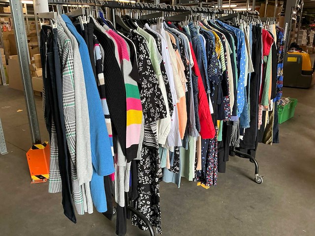 Partij diverse kleding (156x) - afbeelding 4 van  13