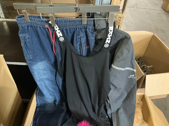 Partij diverse kleding (52x) - afbeelding 2 van  17