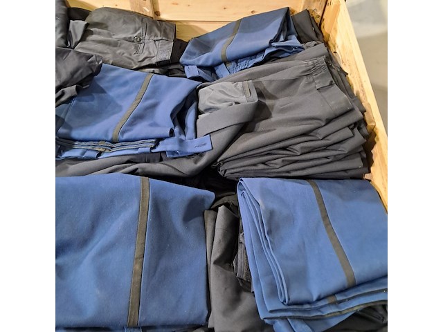 Partij diverse kleding - afbeelding 5 van  13