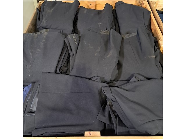 Partij diverse kleding - afbeelding 6 van  13