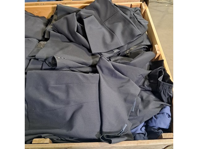 Partij diverse kleding - afbeelding 10 van  13