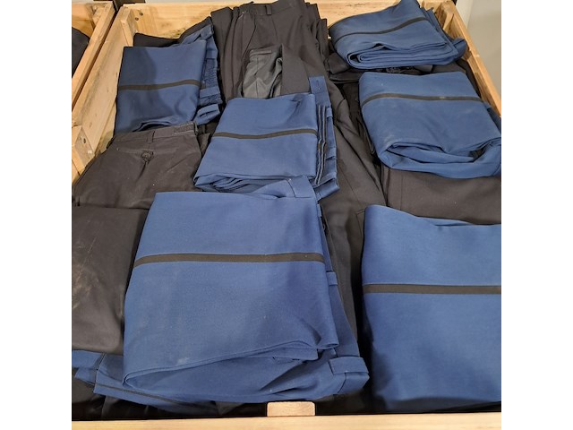 Partij diverse kleding - afbeelding 12 van  13