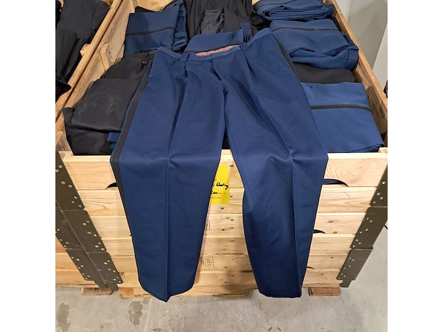 Partij diverse kleding - afbeelding 13 van  13