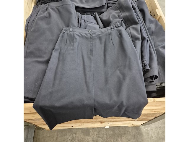 Partij diverse kleding - afbeelding 4 van  6