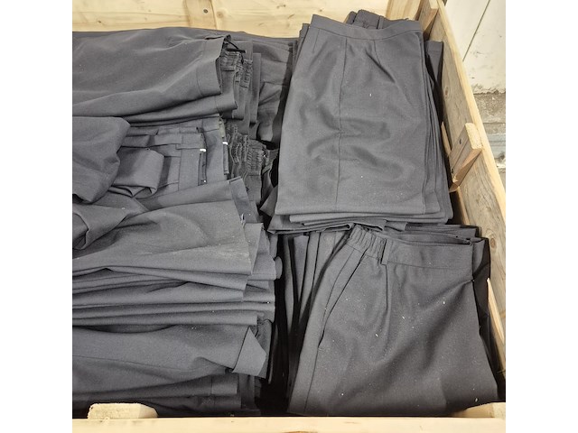 Partij diverse kleding - afbeelding 5 van  6