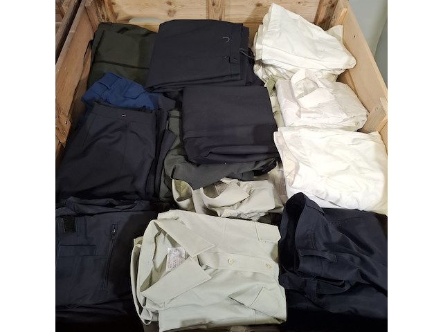 Partij diverse kleding - afbeelding 11 van  15