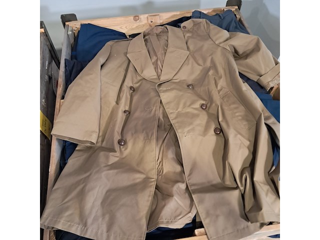 Partij diverse kleding - afbeelding 2 van  10