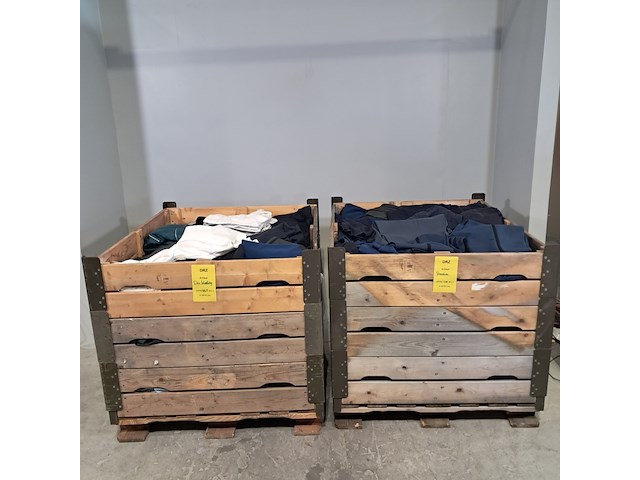 Partij diverse kleding - afbeelding 1 van  10