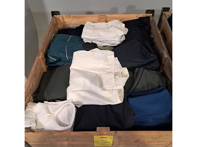 Partij diverse kleding - afbeelding 4 van  10