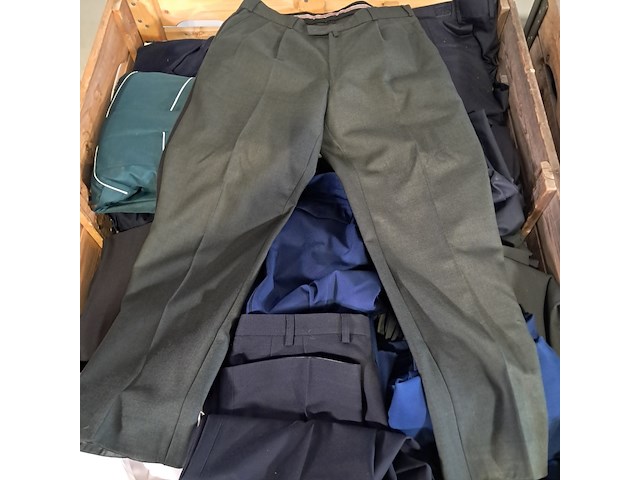 Partij diverse kleding - afbeelding 7 van  10