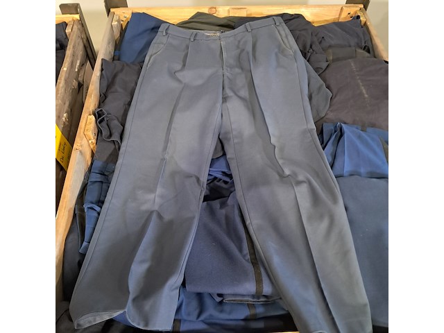 Partij diverse kleding - afbeelding 9 van  10
