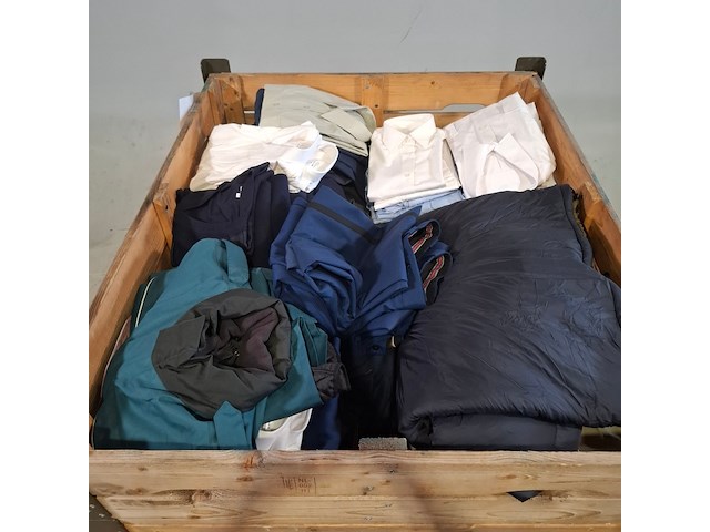 Partij diverse kleding - afbeelding 2 van  9
