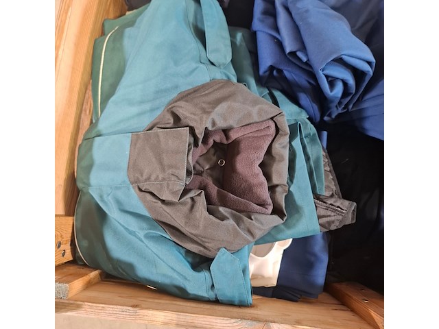 Partij diverse kleding - afbeelding 6 van  9
