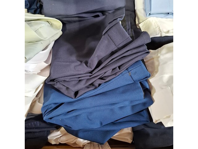 Partij diverse kleding - afbeelding 7 van  8