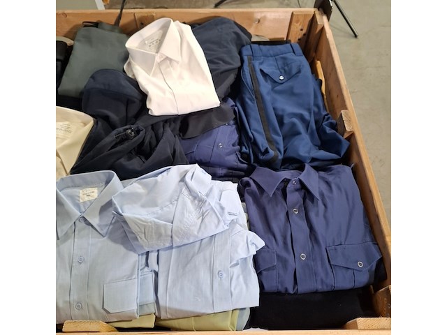 Partij diverse kleding - afbeelding 8 van  9