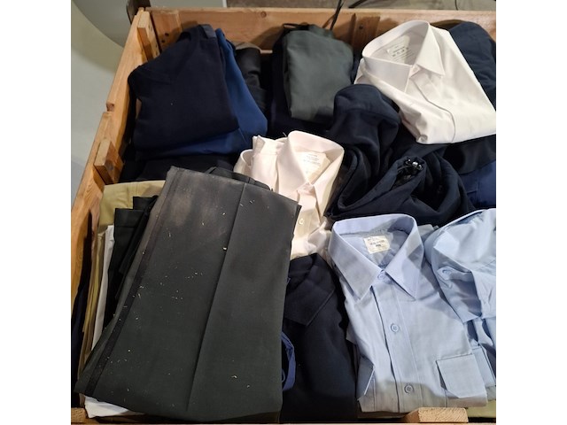 Partij diverse kleding - afbeelding 9 van  9