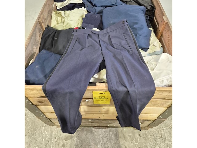 Partij diverse kleding - afbeelding 4 van  8