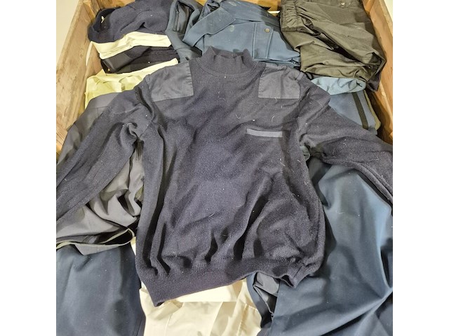 Partij diverse kleding - afbeelding 6 van  8