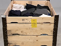 Partij diverse kleding - afbeelding 1 van  8