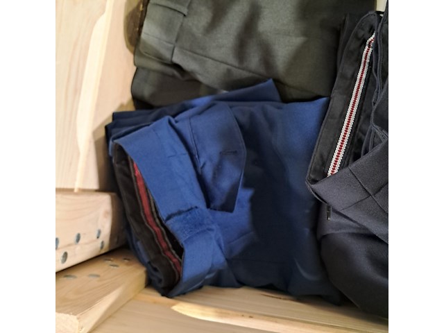 Partij diverse kleding - afbeelding 6 van  8