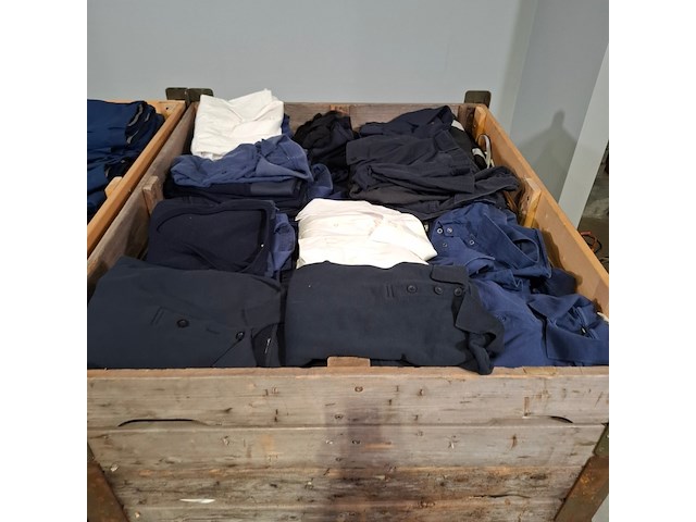 Partij diverse kleding - afbeelding 4 van  11
