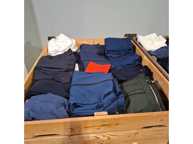 Partij diverse kleding - afbeelding 5 van  11