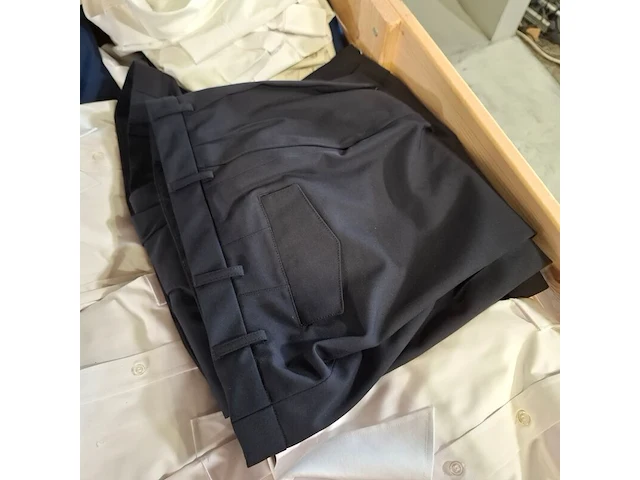 Partij diverse kleding - afbeelding 4 van  7